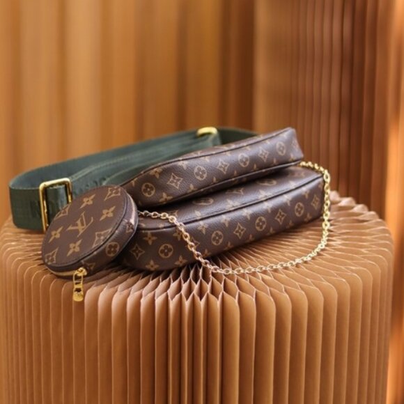 LOUIS VUITTON bag - Picture 2 of 7